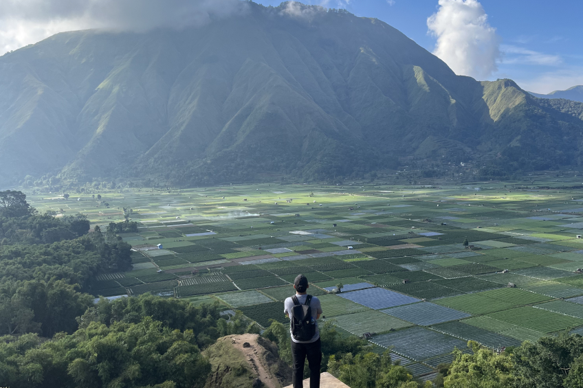 Paket Wisata